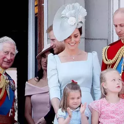 Royal-Expertin über Charles: Ein nahbarer König und Bilderbuch-Opa
