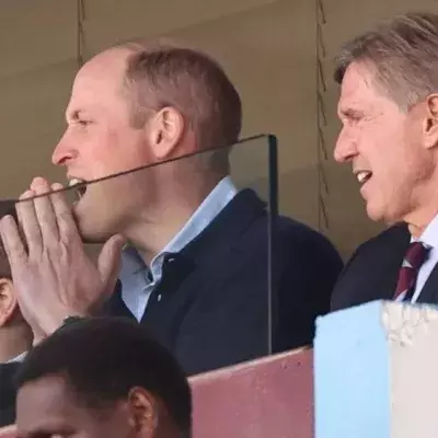 Prinz William feuert mit Prinz George sein Lieblingsfußballteam an
