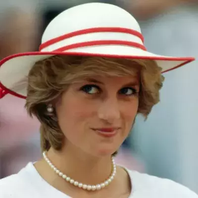 "Es tut mir unendlich Leid": BBC-Reporter entschuldigt sich für das Diana-Interview
