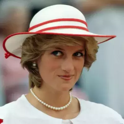 Lady Diana bekommt die Blaue Gedenktafel der English Heritage verliehen 