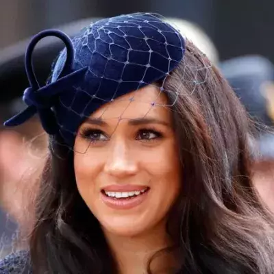 Meghan Markle: diese Doppelgängerin sieht ihr zum Verwechseln ähnlich (Video)