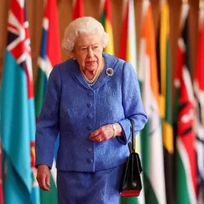 Mobbing und Einschüchterung: Elizabeth II fordert zusätzliche Ermittlungen gegen Meghan