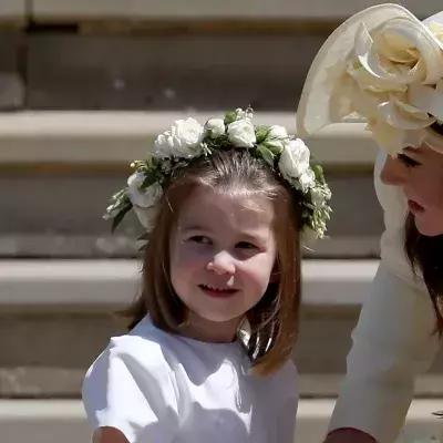Neues Foto von Prinzessin Charlotte: So groß ist sie schon
