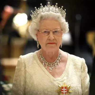 Queen in Gefahr? Einer ihrer Angestellten hat Covid-19