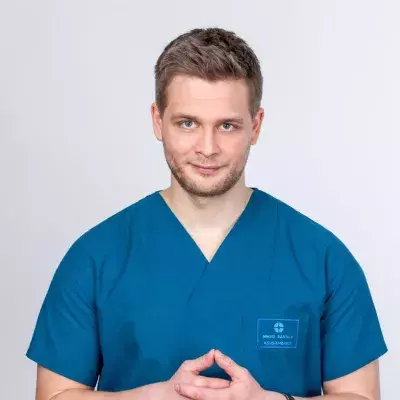 ARD IN ALLER FREUNDSCHAFT - DIE JUNGEN ÄRZTE, Vorabend-Weekly, immer donnerstags um 18.50 Uhr im Ersten. Mikko Rantala (Luan Gummich)