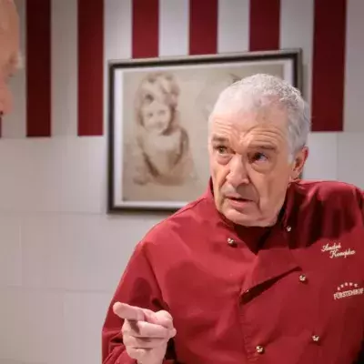 Dass André den Fürstenhof verlässt, kann Werner nur schwer ertragen