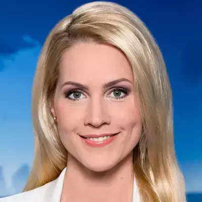 "Tagesschau"-Sprecherin Judith Rakers nimmt Mikro-Panne mit Humor