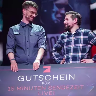 Klaas überrascht Joko: Nackte Kontaktaufnahme mit Außerirdischen
