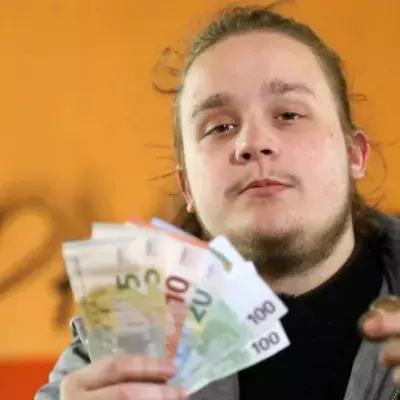 Armes Deutschland: Zuschauer sprachlos, als junger Hartz-IV-Empfänger Geld in Holland verprasst