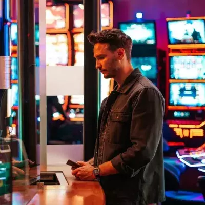 "Tatort: Der Fluch des Geldes": Wie verbreitet ist Wettsucht?