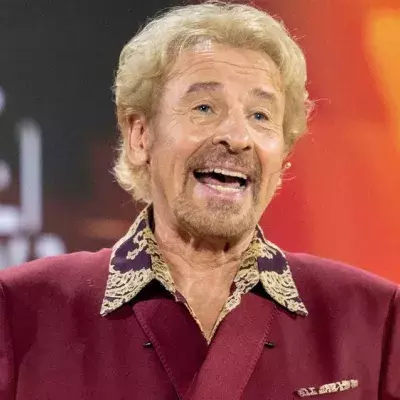 Thomas Gottschalks "Wetten, dass..?"-Abschied: Promis um Oliver Pocher gratulieren