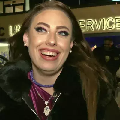 "Hartz und herzlich"-Janine überrascht Fans: Sie unterschreibt Arbeitsvertrag