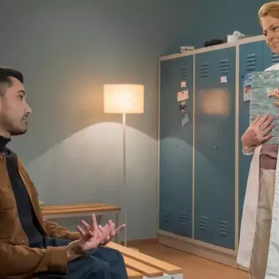 Ilay und Ina kommen sich näher – bleibt es bei einer Freundschaft plus?