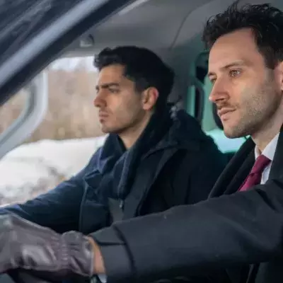 im Sommer bekommt der Fürstenhof einen neuen Chauffeur – und eine neue Liebesgeschichte