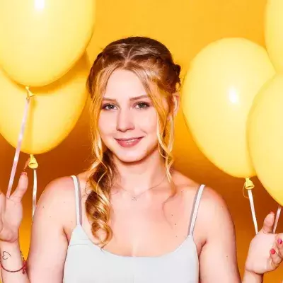 Loredana Wollny, Die Wollnys, Influencerin, Geld