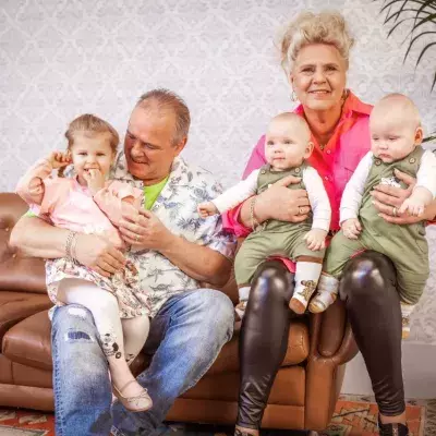 Silvia und Harald mit Calanthas Tochter Cataleya (links im Bild), Emory und Casey.